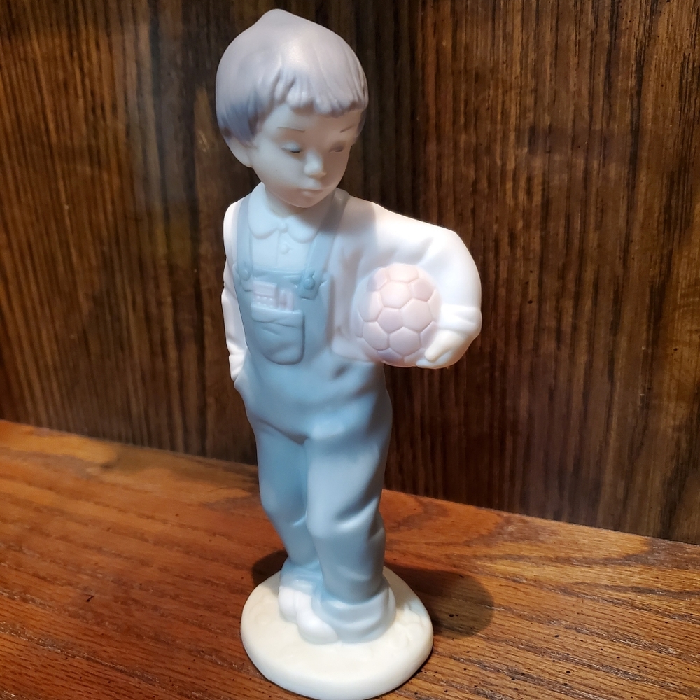 Soccer Time by Golden Memories Lladro